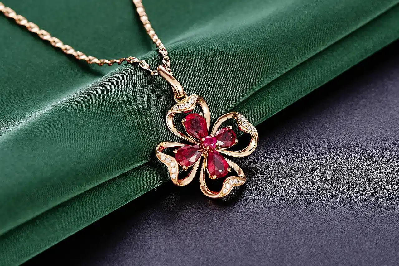 collier personnalisé idéal