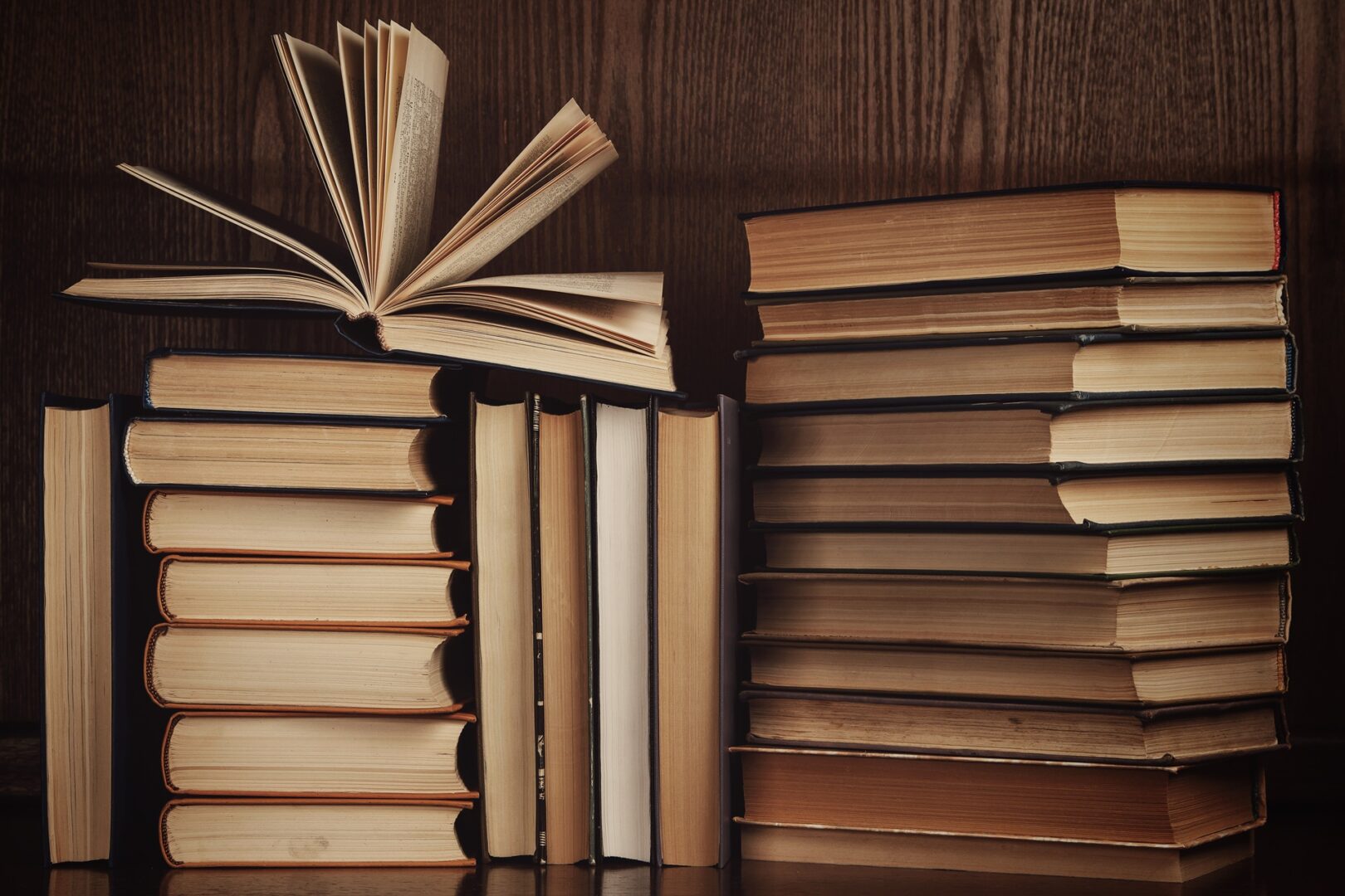 livres et auteurs sur le paranormal